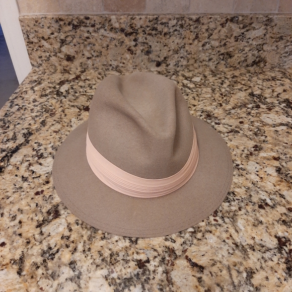 Fedora hat - Picture 2 of 6